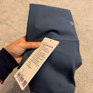Lululemon wunder under luxtreme code blue 21" s4